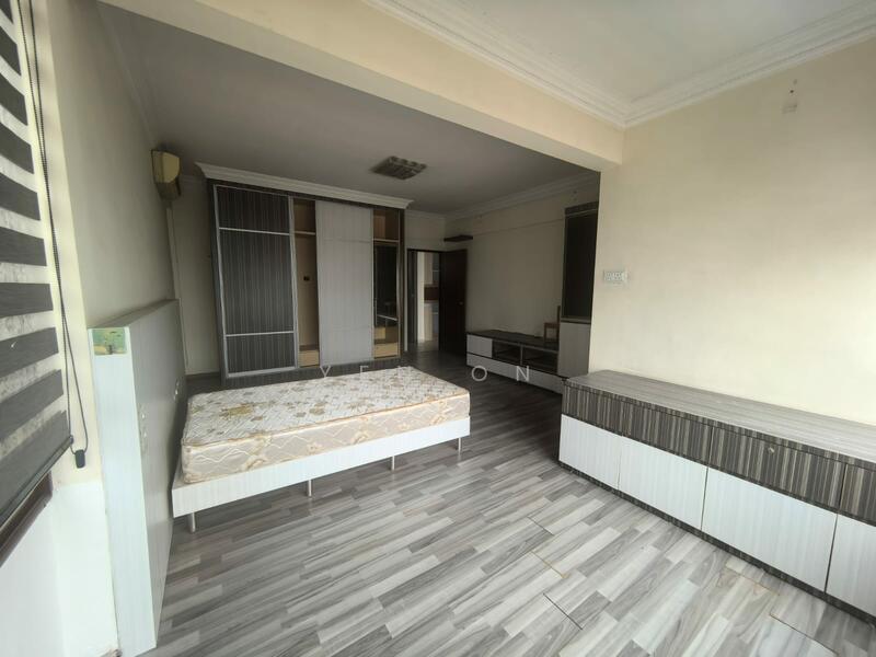Bedok Court, 295 Bedok South Avenue 3, 7 Bedrooms, 6,210 sqft, Condominium For Sale, by Yen On, 500014905 - Bedroom - PropertyGuru.com.sg