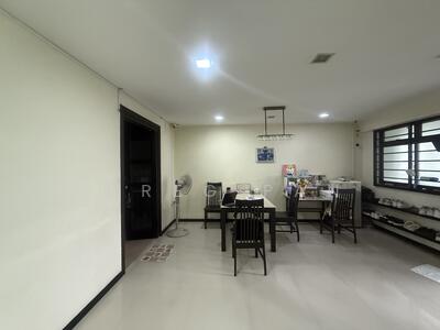 For Sale - 707 Woodlands Drive 40