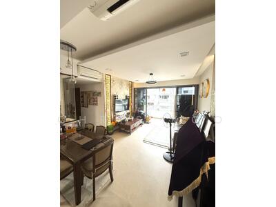 For Sale - The Visionaire