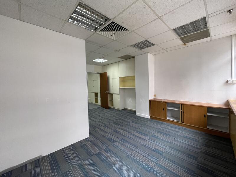 Sultan Plaza, 100 Jalan Sultan, 635 sqft, Mall Shop For Sale, by Jeffrey Yam 严居烈, 500014988 - Interior - CommercialGuru.com.sg