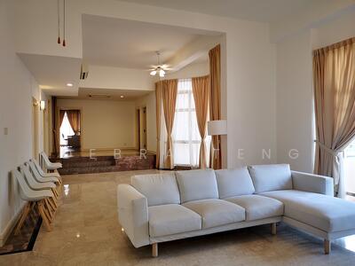 For Rent - Leonie Condotel