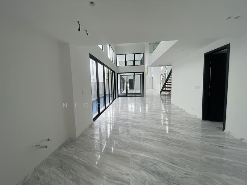 Braddell Heights Estate Bungalow House For Sale at S$ 13,980,000 | PropertyGuru Singapore - Interior