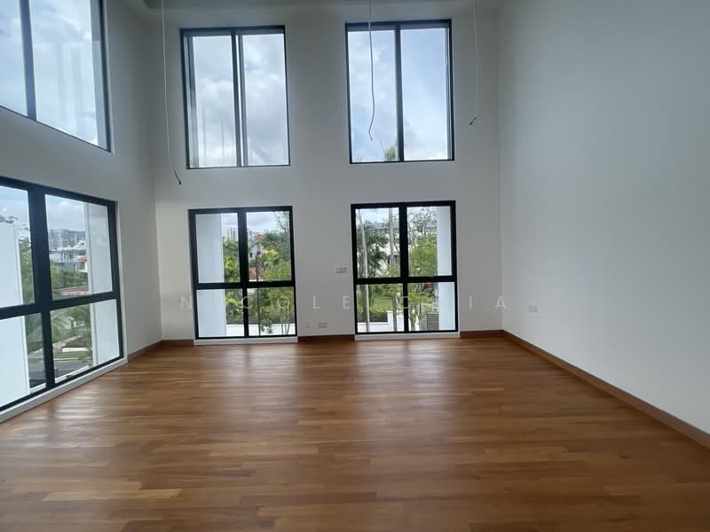 Braddell Heights Estate Bungalow House For Sale at S$ 13,980,000 | PropertyGuru Singapore - Living Room