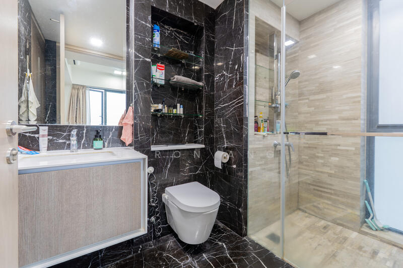 Master Bath - #PropertyPartners