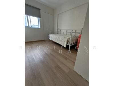 For Rent - 184B Rivervale Crescent