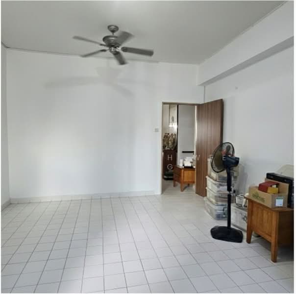 Balestier Plaza, 400 Balestier Road, 1 Bedroom, 300 sqft, Apartment For Rent, by James Toh Wee Kiong, 500016009 - Living Room - PropertyGuru.com.sg