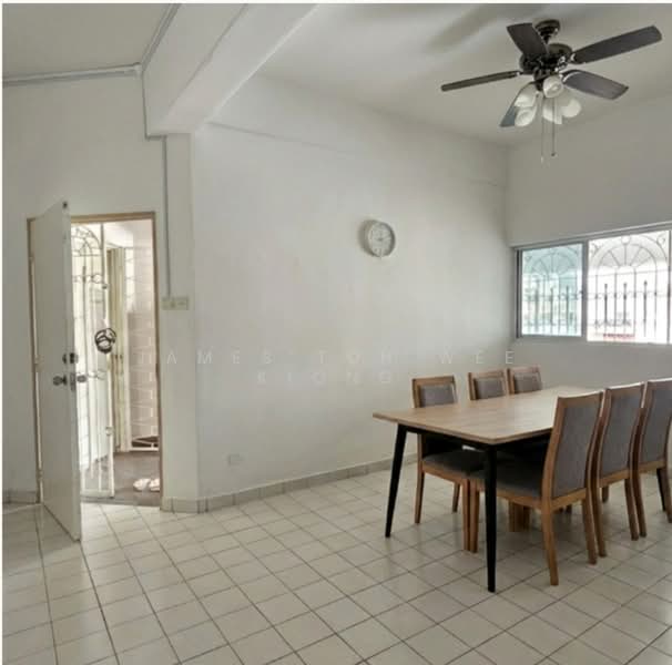 Balestier Plaza, 400 Balestier Road, 1 Bedroom, 300 sqft, Apartment For Rent, by James Toh Wee Kiong, 500016009 - Dining Room - PropertyGuru.com.sg