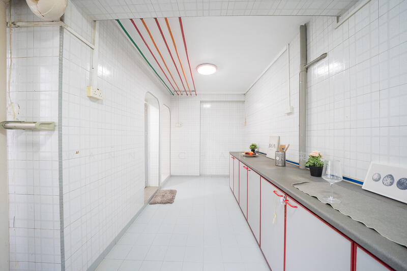 87 Zion Road HDB Flat For Sale at S$ 960,000 | PropertyGuru Singapore - Kitchen