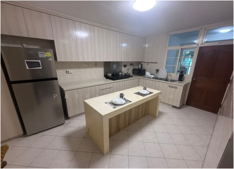 Chwee Chian View, Chwee Chian View, Room Rental, 180 sqft, Terraced House For Rent, by Patrick Kuah, 500016068 - Kitchen - PropertyGuru.com.sg