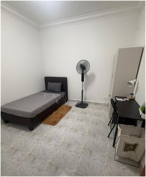 Chwee Chian View, Chwee Chian View, Room Rental, 180 sqft, Terraced House For Rent, by Patrick Kuah, 500016068 - Bedroom - PropertyGuru.com.sg