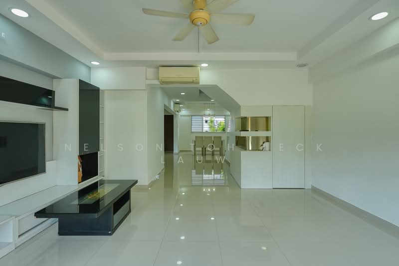 277 Yishun Street 22 HDB Flat For Sale at S$ 990,000 | PropertyGuru Singapore - Living Room