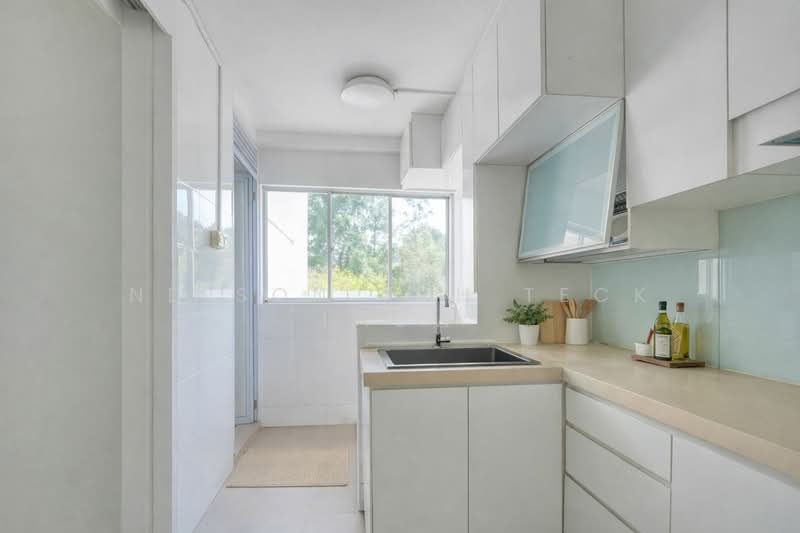 277 Yishun Street 22, 277 Yishun Street 22, 4 Bedrooms, 1,572 sqft, HDB Flat For Sale, by Nelson Toh Teck Lauw, 500016138 - Kitchen - PropertyGuru.com.sg