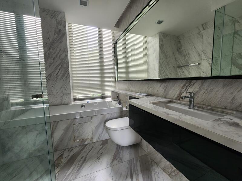 Master bedroom ensuite