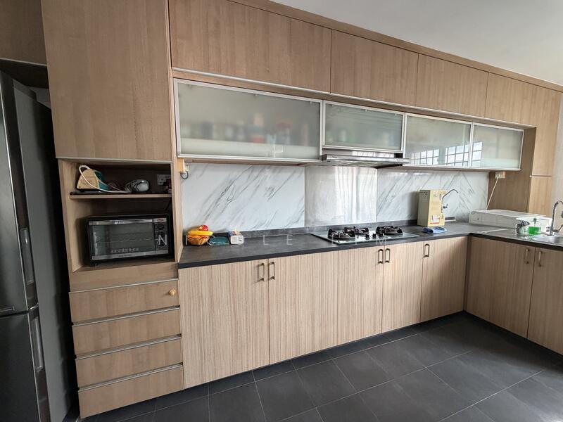 For Sale - 290B Compassvale Crescent