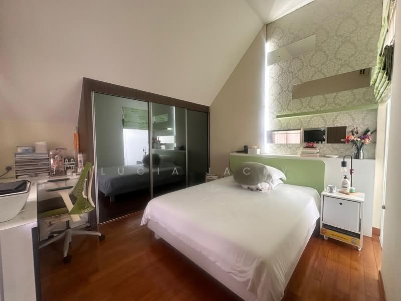 The Greenwood Cluster House For Sale at S$ 3,650,000 | PropertyGuru Singapore - Bedroom