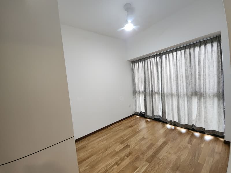 For Rent - Royalgreen