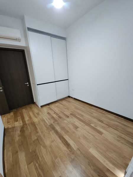 For Rent - Royalgreen