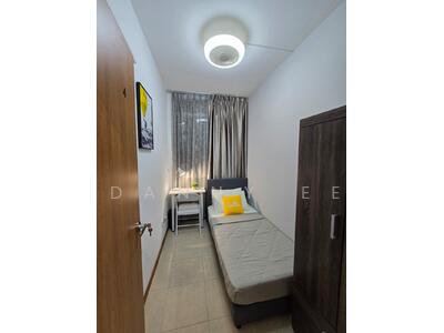 For Rent - The Lakeshore