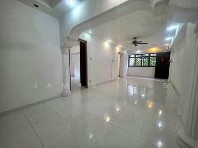 For Sale - 328 Sembawang Crescent