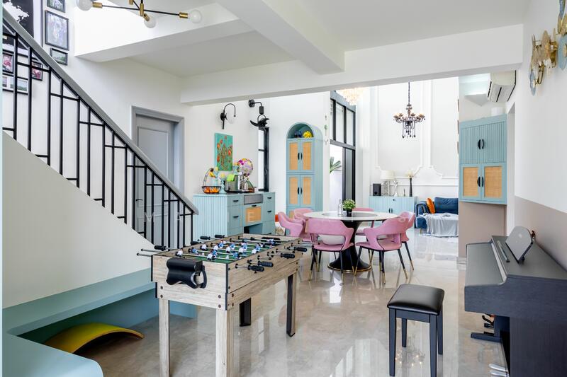 Two dining areas downstairs