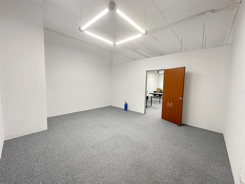 Ubi Techpark, 10 Ubi Crescent, 1,938 sqft, Light Industrial (B1) For Sale, by Ronda Tham, 500016844 - Interior - CommercialGuru.com.sg