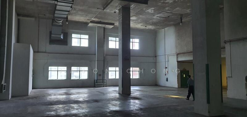Warehouse, Boon Lay, High Ceiling, near MRT, Loading Bays, Warehouse, 47,303 sqft, Warehouse For Rent, by Jason Chong, 500016847 - Interior - CommercialGuru.com.sg
