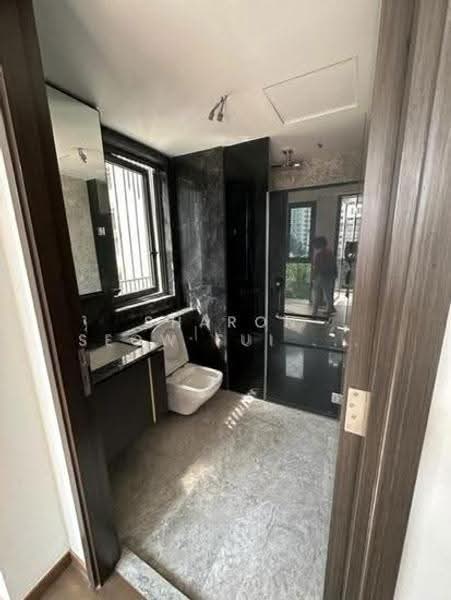 RV Altitude, 344 River Valley Road, Orchard / River Valley, 2 Bedrooms, 603 sqft, Condominium For Rent, by Sharon Seow Fui Fong, 500016873 - Bathroom - PropertyGuru.com.sg