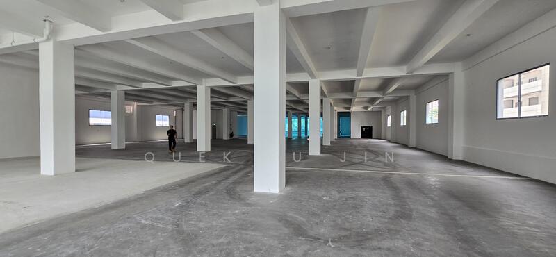 Big Floor, Big Savings – Move In Today in a Prime Serangoon Hub, , 9,784 sqft, Light Industrial (B1) For Rent, by Quek Fu Jin, 500016947 - Interior - CommercialGuru.com.sg