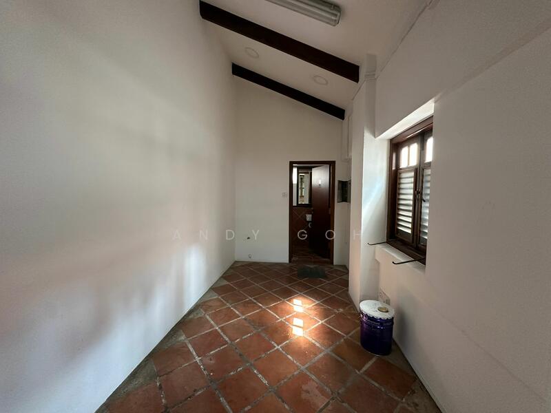 Amoy Street, Boat Quay / Raffles Place / Marina, 2,250 sqft, Shop / Shophouse For Sale, by Andy Goh, 500016984 - Corridor - CommercialGuru.com.sg