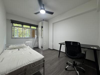 For Rent - 164A Rivervale Crescent