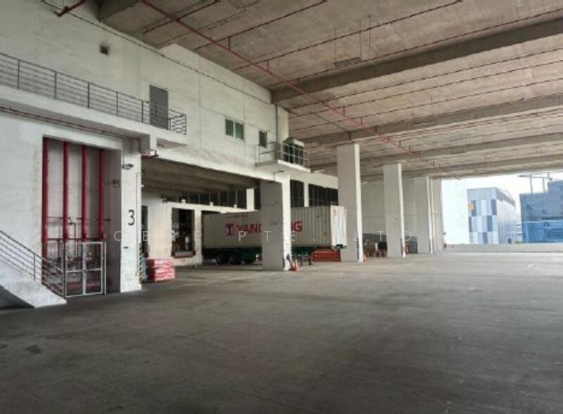 Jurong Area, , 313,900 sqft, Warehouse For Rent, by CHERIE CHAN JIAMIN, 500017026 - Exterior - CommercialGuru.com.sg