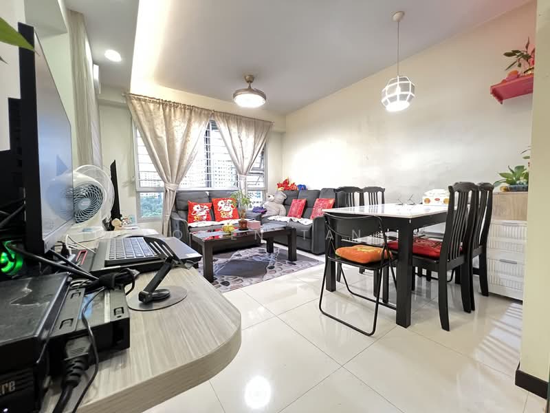 363B Sembawang Crescent, 363B Sembawang Crescent, 3 Bedrooms, 1,001 sqft, HDB Flat For Sale, by Owen Tan, 500017127 - Living Room - PropertyGuru.com.sg