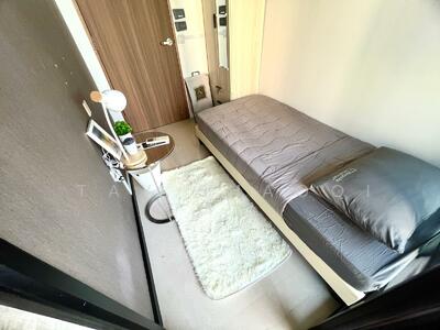 For Rent - The Crest