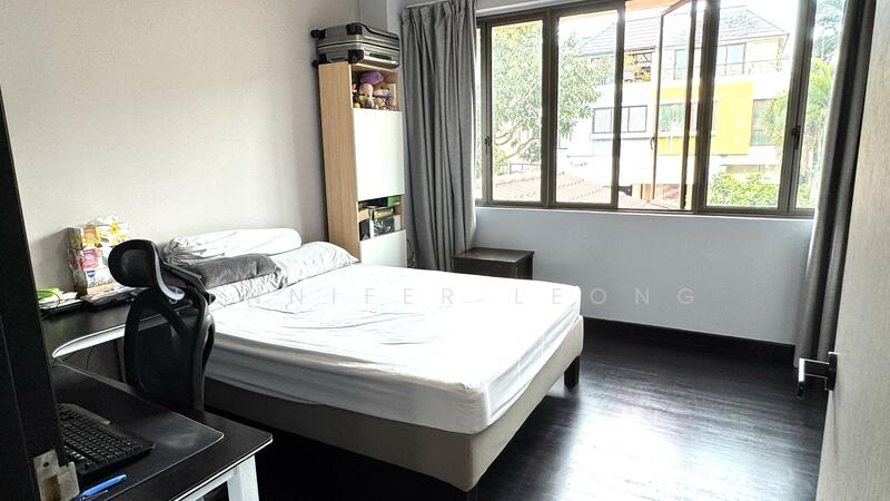 CHEAP 2.5 Sty Corner Terrace Lorong Chuan / Serangoon Gardens Corner Terrace For Sale at S$ 3,880,000 | PropertyGuru Singapore - Bedroom