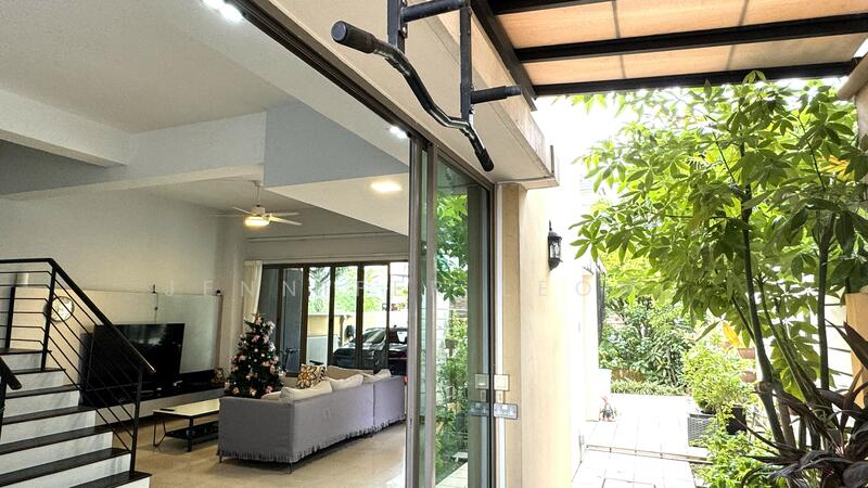 CHEAP 2.5 Sty Corner Terrace Lorong Chuan / Serangoon Gardens Corner Terrace For Sale at S$ 3,880,000 | PropertyGuru Singapore - Living Room