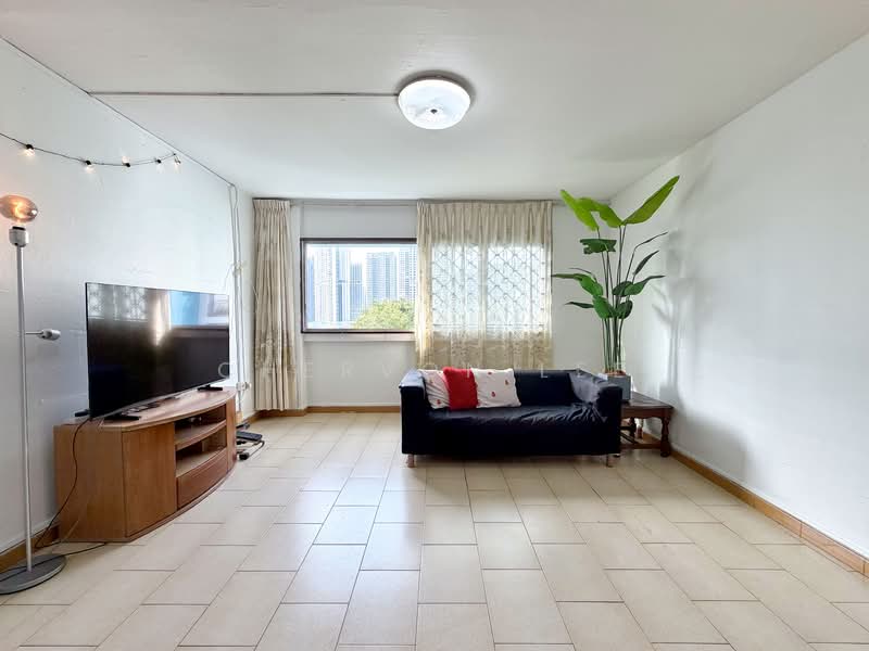 9 Jalan Rumah Tinggi, 9 Jalan Rumah Tinggi, 3 Bedrooms, 1,464 sqft, HDB Flat For Sale, by Chervon Lee, 500017366 - Living Room - PropertyGuru.com.sg