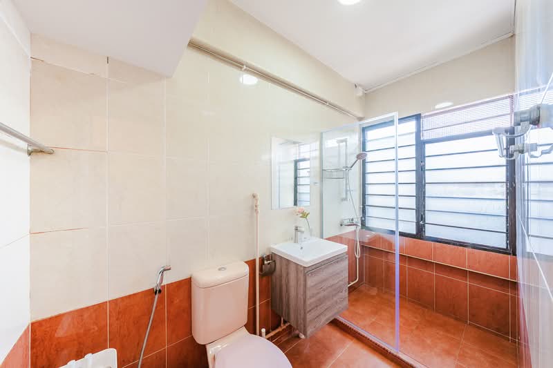 People's Park Complex, 1 Park Road, Room Rental, 150 sqft, Apartment For Rent, by Cove, 500017430 - Bathroom - PropertyGuru.com.sg