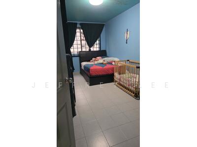For Rent - 814 Jurong West Street 81