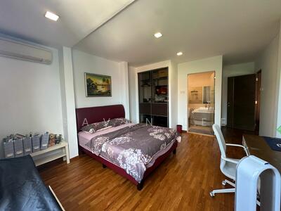 For Sale - Wareham Road