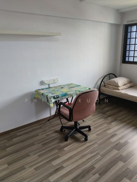 165 Woodlands Street 13, 165 Woodlands Street 13, Room Rental, 150 sqft, HDB Flat For Rent, by Philip Kuon, 500017483 - Bedroom - PropertyGuru.com.sg