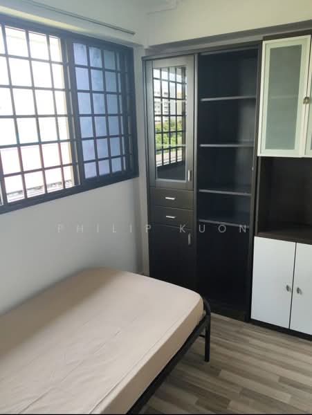 165 Woodlands Street 13, 165 Woodlands Street 13, Room Rental, 150 sqft, HDB Flat For Rent, by Philip Kuon, 500017483 - Bedroom - PropertyGuru.com.sg