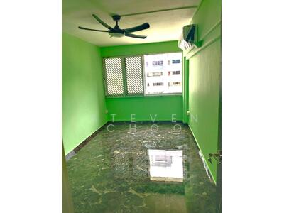 For Rent - 920 Jurong West Street 92