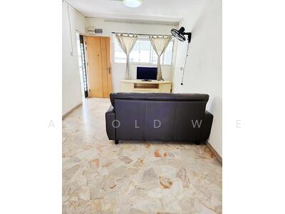 For Sale - 104 Tampines Street 11