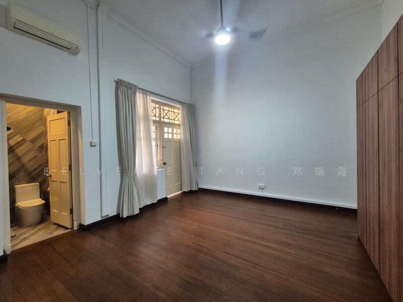 TOWNERVILLE CONSERVATION HOUSE Boon Keng McNair Road, , 3 Bedrooms, 2,424 sqft, Terraced House For Rent, by Belverie Tang 邓瑞霞, 500017628 - Bathroom - PropertyGuru.com.sg