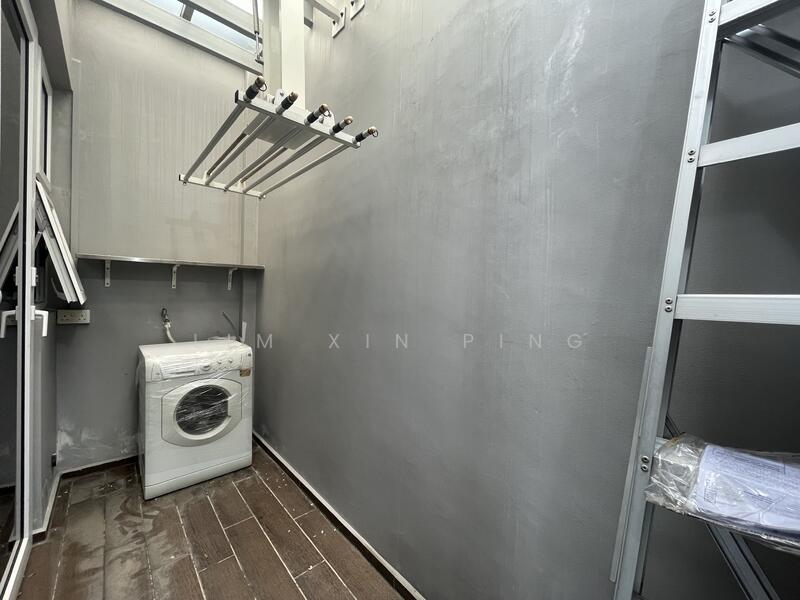 Level 2 Laundry Area