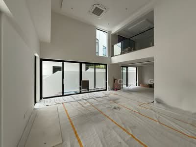 For Sale - ⭐⭐LANDED7772@Stunning Brand New 2.5 sty Corner Terrace with Mazzanine basement near MRT (D16) 6rm