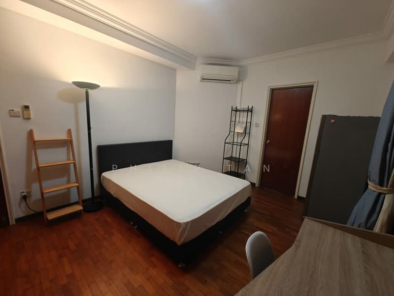 Sam Kiang Mansions, 23 Saint Thomas Walk, Room Rental, 210 sqft, Apartment For Rent, by Philip Tan, 500017823 - Bedroom - PropertyGuru.com.sg