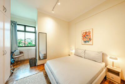 For Rent - King's Apartments