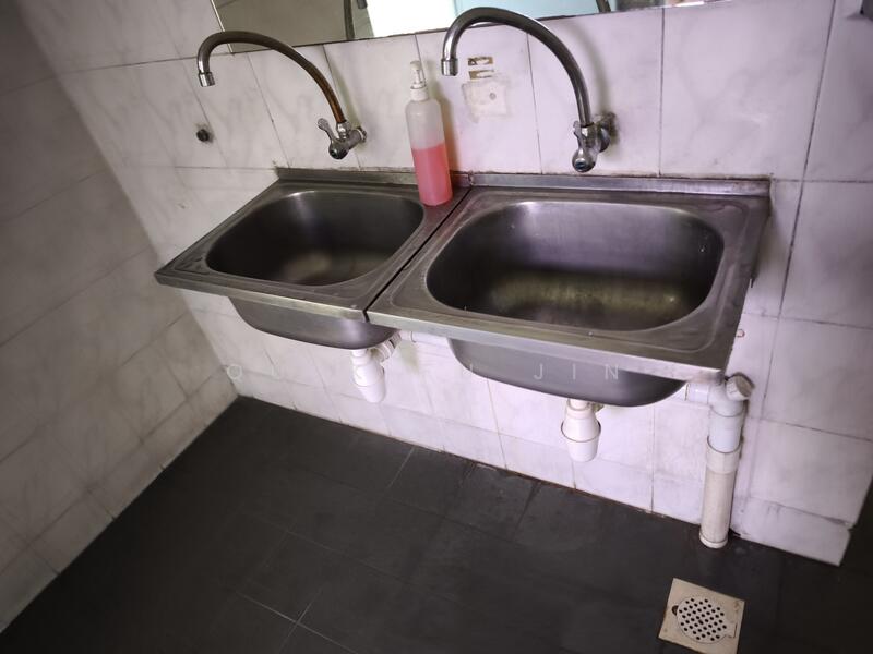 Prime North‑Side Spot – Minutes to Canberra MRT & Major Roads!, , 11,009 sqft, Factory / Workshop (B2) For Rent, by Quek Fu Jin, 500017981 - Bathroom - CommercialGuru.com.sg