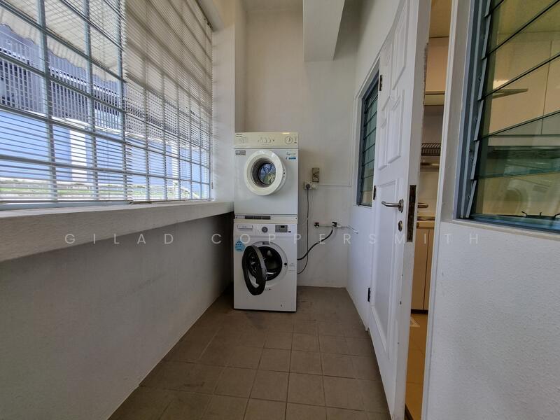 Chancery Grove, 27H Chancery Lane, 3 Bedrooms, 2,174 sqft, Cluster House For Rent, by Gilad Coppersmith, 500017982 - Balcony - PropertyGuru.com.sg